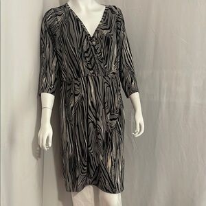 Karen Kane Gray and Black Textured Dress NWOT